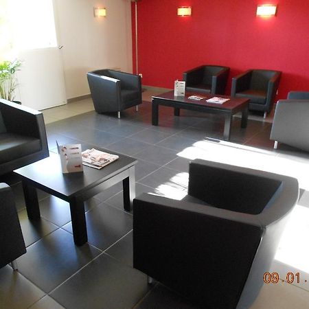 Kyriad Grenoble Sud - Seyssinet Exterior foto